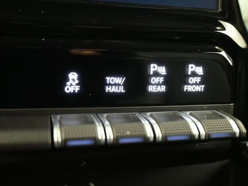 Used 2021 RAM 1500 Laramie image 14