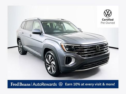 Used 2024 Volkswagen Atlas SEL AWD/4WD image 1