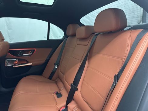 Used 2025 Mercedes-Benz C 300 Sedan image 19