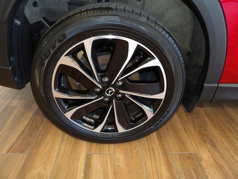 Certified 2023 MAZDA CX-5 AWD 2.5 S w/ Premium Plus Pkg image 5