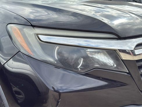 Used 2017 Honda Ridgeline Sport image 7