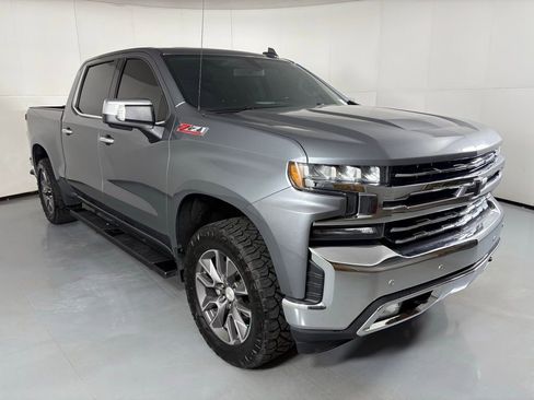 Used 2019 Chevrolet Silverado 1500 LTZ image 2