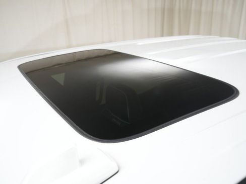 Used 2024 GMC Sierra 1500 AT4X image 38