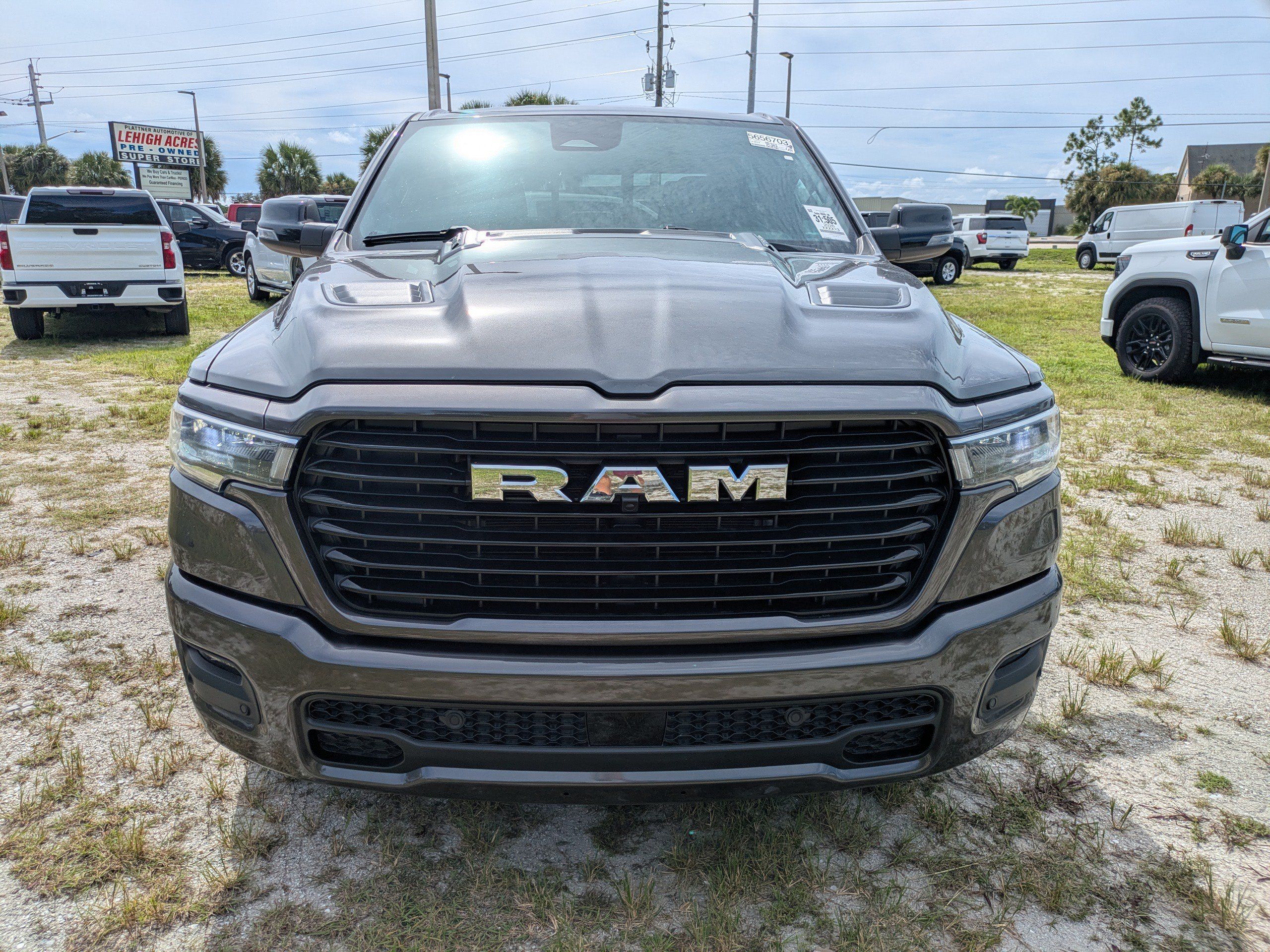Used 2026 RAM 1500 Laramie w/ Sport Appearance Package AWD/4WD image 9