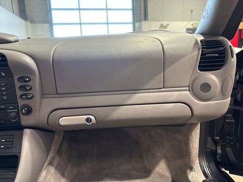 Used 2004 Porsche 911 Carrera image 93