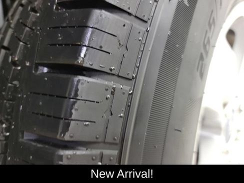Used 2016 Ford F150 XL w/ Equipment Group 101A Mid AWD/4WD image 11