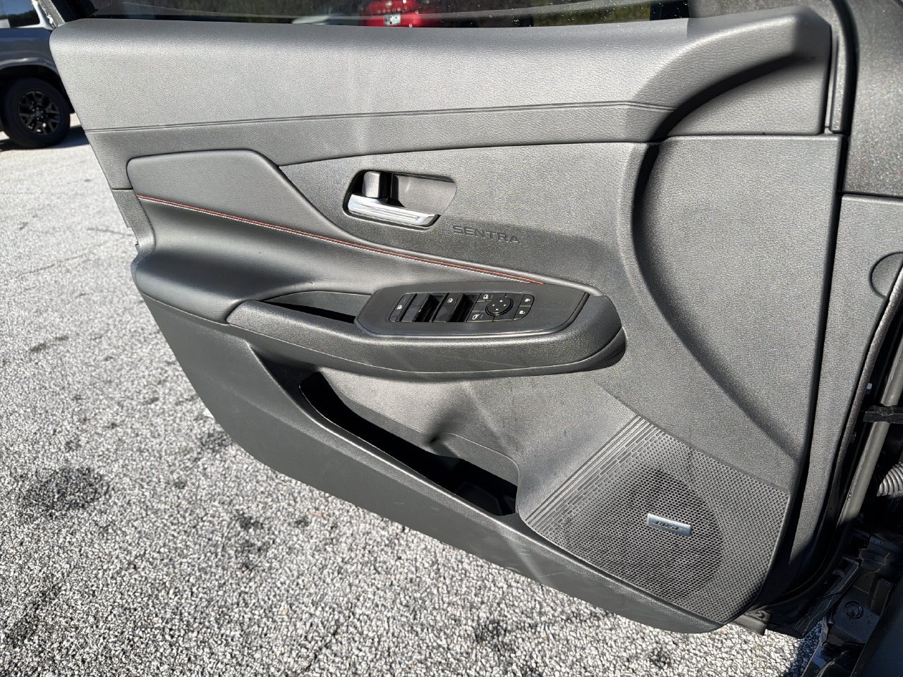Used 2027 Nissan Sentra SR w/ SR Premium Package FWD image 14