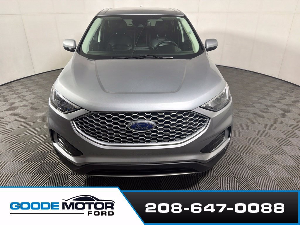 Used 2024 Ford Edge SEL AWD/4WD image 3