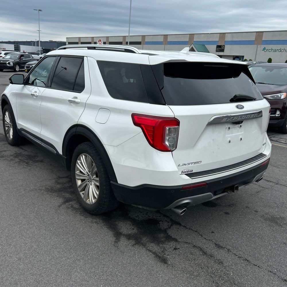 Used 2020 Ford Explorer Limited w/ Class III Trailer Tow Package AWD/4WD image 4