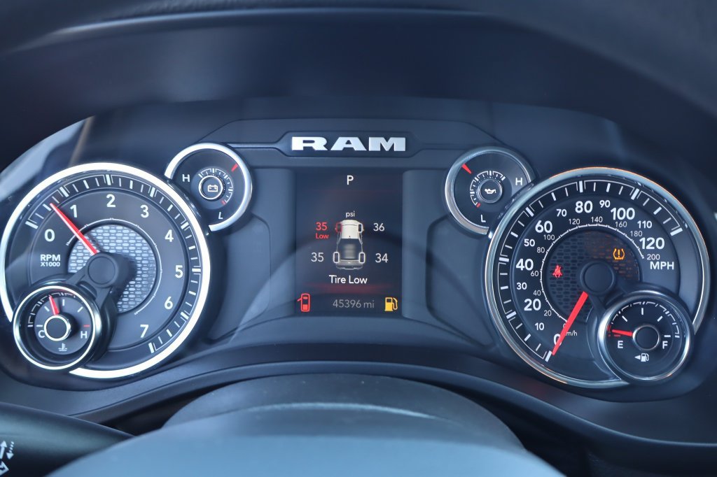Used 2025 RAM 1500 Tradesman AWD/4WD image 22
