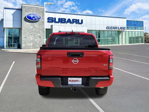 Used 2023 Nissan Frontier SV w/ Technology Package RWD image 5