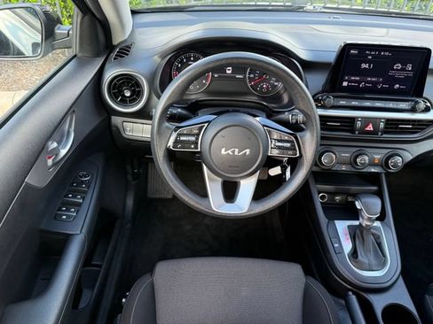 Used 2023 Kia Forte LXS FWD image 23