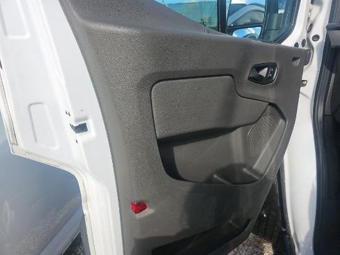 Used 2021 Ford Transit 250 Medium Roof RWD image 13