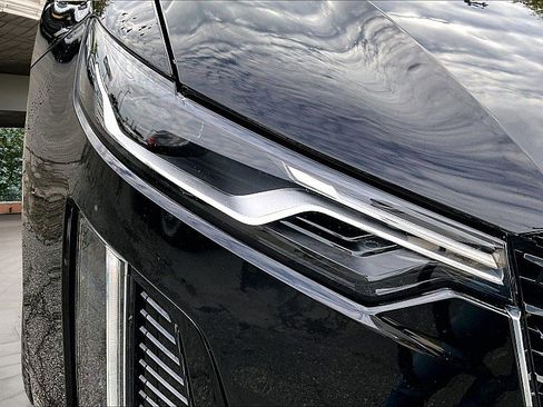 Used 2020 Cadillac XT6 Premium Luxury image 31