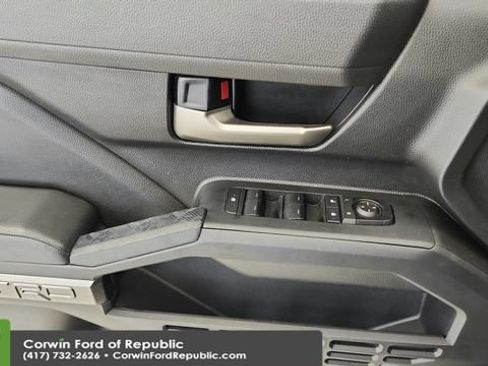 Used 2024 Toyota Tacoma TRD Sport w/ TRD Sport Premium Package AWD/4WD image 18