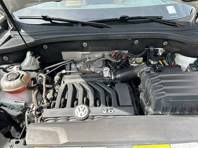 Used 2021 Volkswagen Atlas Cross Sport SEL Premium R-Line AWD/4WD image 9