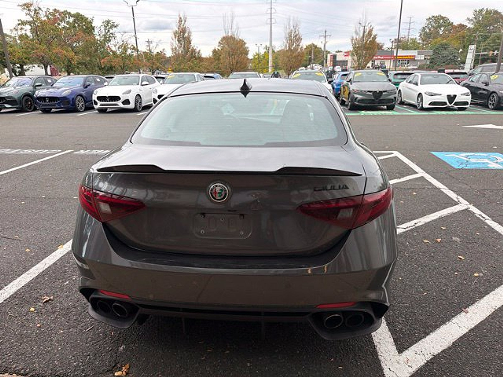Used 2020 Alfa Romeo Giulia Quadrifoglio RWD image 5