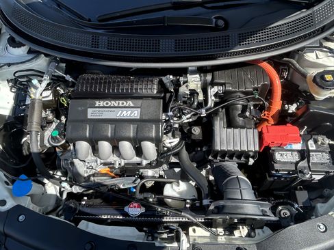 Used 2015 Honda CR-Z image 17