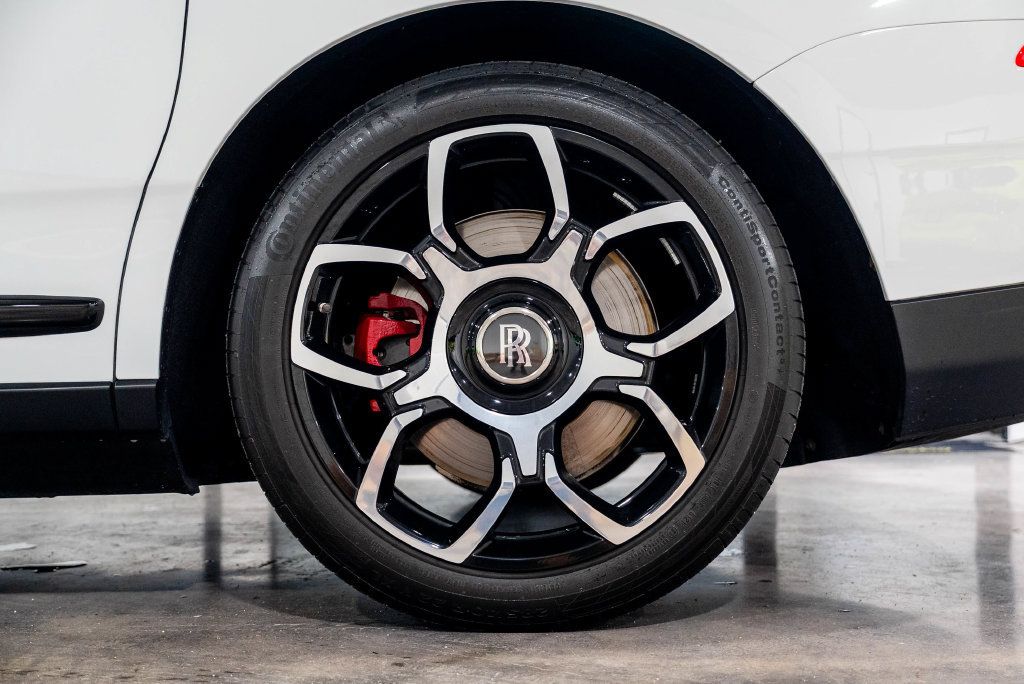 Used 2022 Rolls-Royce Cullinan Black Badge AWD/4WD image 80