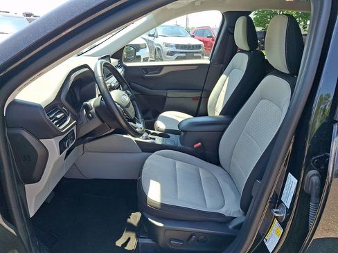Used 2024 Ford Escape Active AWD/4WD image 14