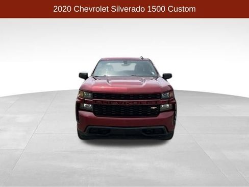 Used 2020 Chevrolet Silverado 1500 Custom w/ Custom Value Package AWD/4WD image 2