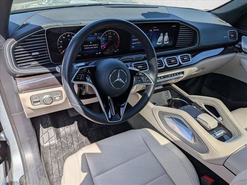 Certified 2024 Mercedes-Benz GLS 450 4MATIC image 10