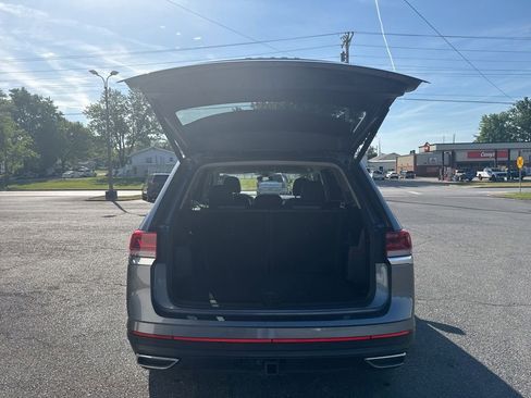 Used 2024 Volkswagen Atlas SE AWD/4WD image 7