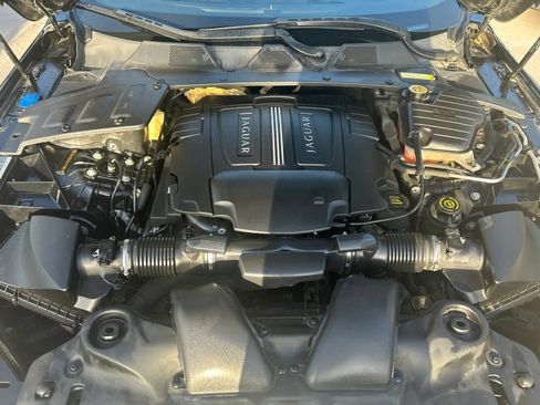 Used 2011 Jaguar XJ L RWD image 37