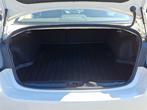 Used 2018 Subaru Legacy 2.5i Premium w/ Moonroof Package image 28