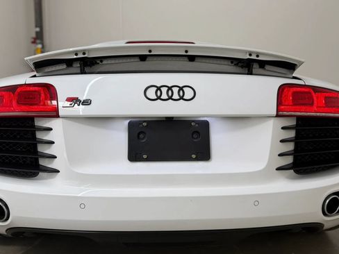 Used 2012 Audi R8 V8 AWD/4WD image 7