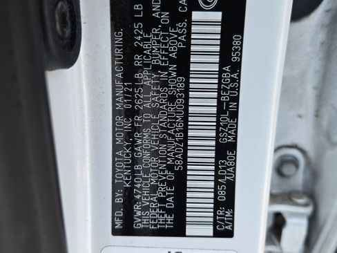 Certified 2021 Lexus ES 350 w/ Premium Package FWD image 24