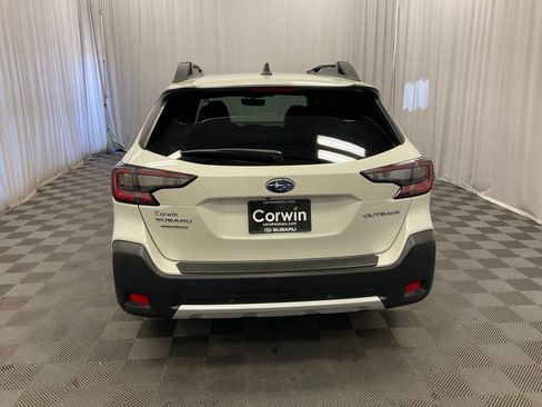 Used 2024 Subaru Outback Limited AWD/4WD image 10