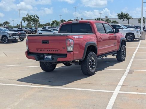 Used 2021 Toyota Tacoma TRD Off-Road w/ Technology Package image 5