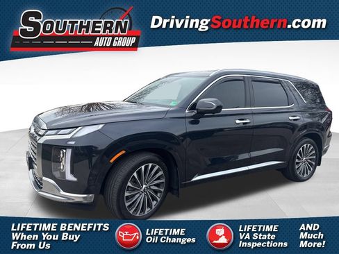 Used 2024 Hyundai Palisade Calligraphy image 1