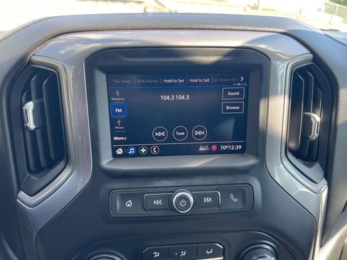 Used 2021 Chevrolet Silverado 1500 Custom image 18