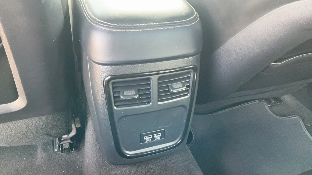 Certified 2022 Chrysler 300 S RWD image 10