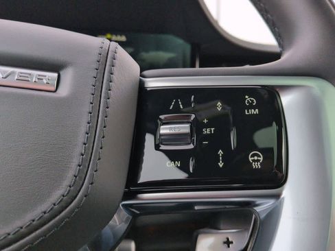 New 2026 Land Rover Range Rover SE image 26