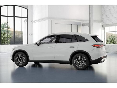 New 2026 Mercedes-Benz GLC 300 image 32