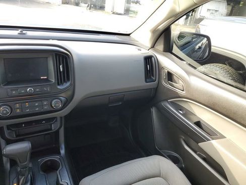 Used 2021 Chevrolet Colorado W/T w/ WT Convenience Package RWD image 14
