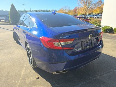 Used 2020 Honda Accord Sport image 3