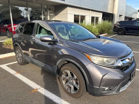 Used 2017 Honda CR-V EX image 1
