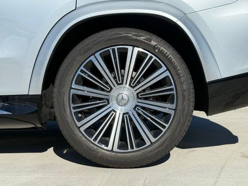 New 2026 Mercedes-Benz Maybach GLS 600 4MATIC image 13