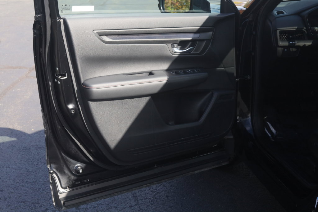 Used 2024 Honda CR-V Sport image 3