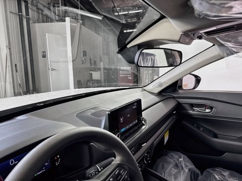 Used 2025 Honda Accord SE image 5