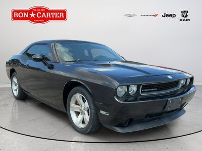 Used 2010 Dodge Challenger SE