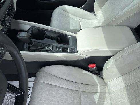 Used 2025 Honda Accord SE image 25