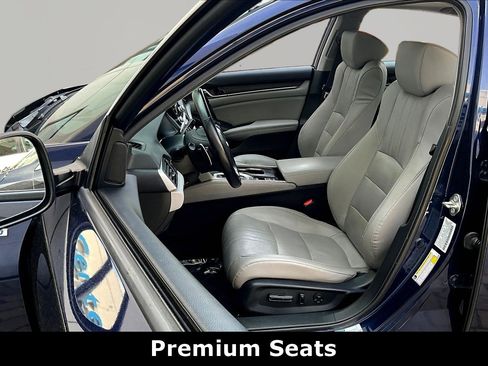 Used 2018 Honda Accord Touring image 20