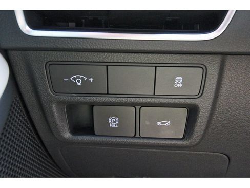 Certified 2026 Hyundai Sonata SEL FWD image 22