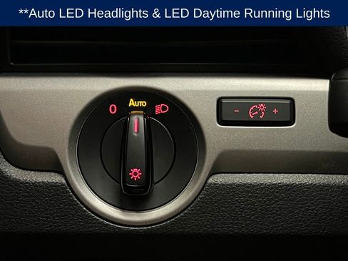 Used 2021 Volkswagen Passat 2.0T SE image 16