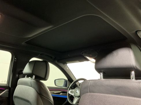 Used 2018 BMW 540i image 2